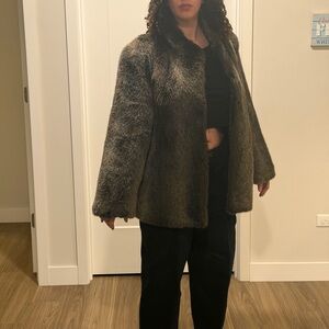 Elegant Women's Teddy Jacket - Dark Brown